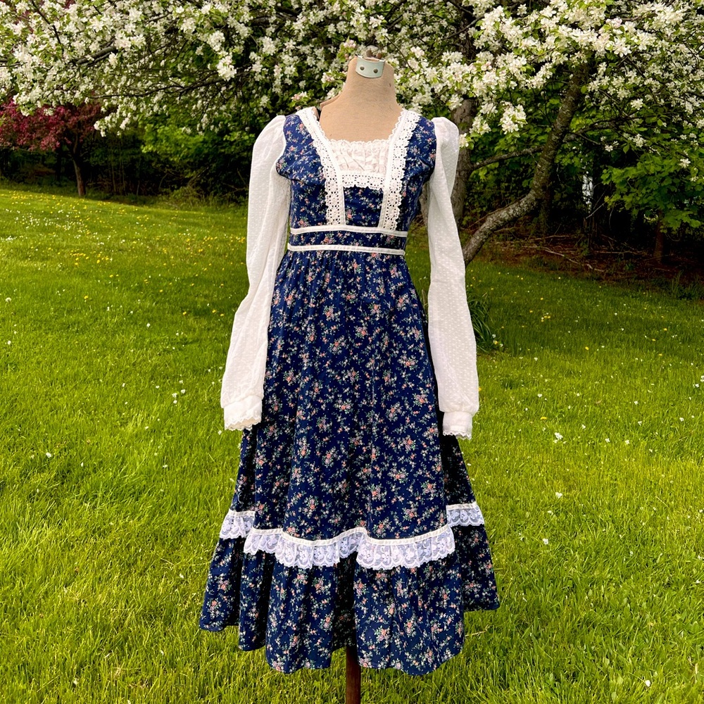 Authentic Blue Calico Gunne Sax w/ Side Ties